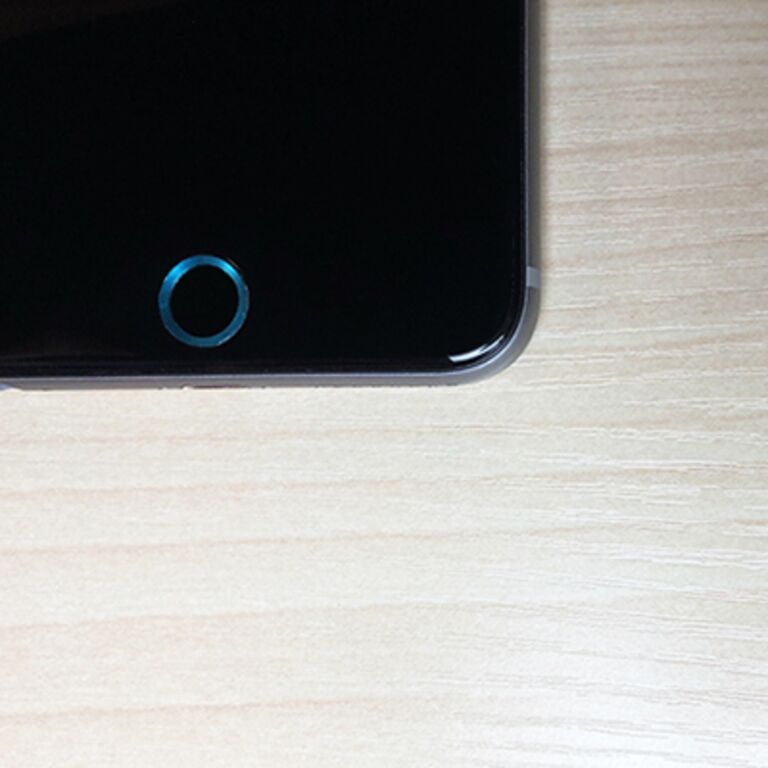 Iphoneにガラスフィルムを貼っている人がホームボタンリングを付けるべき３つの理由 Appbank Store