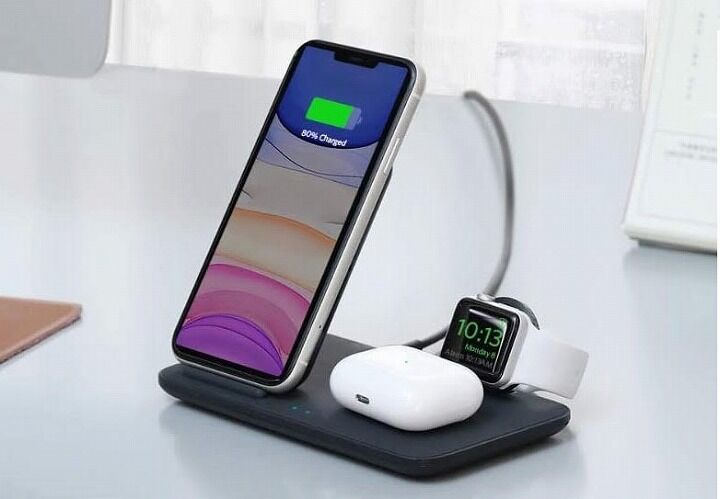 Anker PowerWave+ 3-in-1 stand with Watch Holder