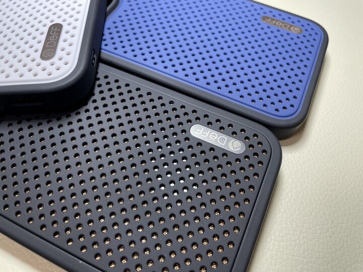 Iphone13proにこもる熱を逃がすことに着目したケース Heatsink Case Crytone Cool Appbank Store