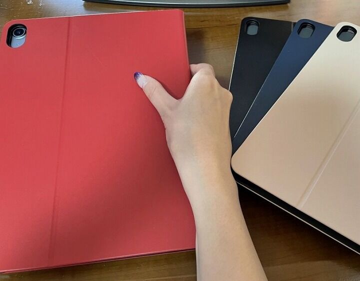 iPadケースはやっぱりシンプルイズベスト！手触りがよくてお気に入り