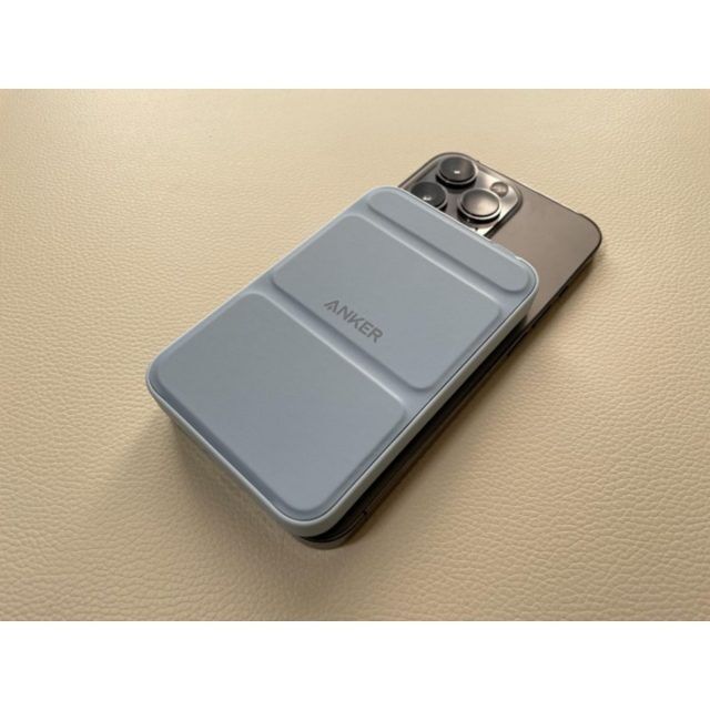 ケーブルレス、スタンド付き、パススルー充電も。iPhoneモバイルバッテリー「Anker 622 Magnetic Battery (MagGo)」