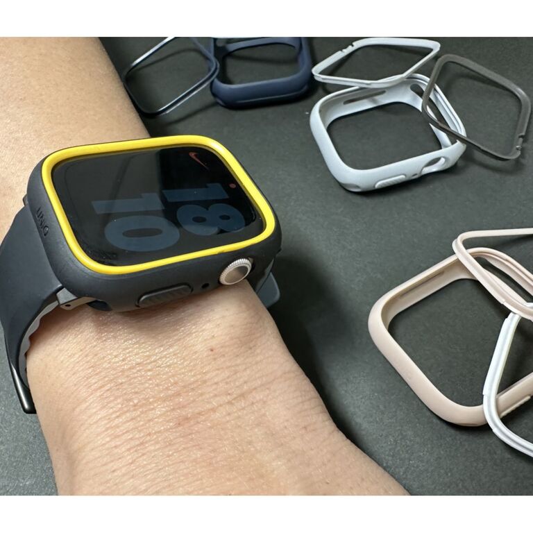 UNIQ MODUO Apple Watch デザインケース 45/44mm グレーの人気通販