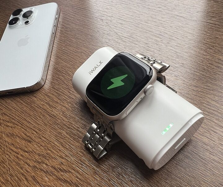 iWALK Apple Watch充電器 モバイルバッテリー