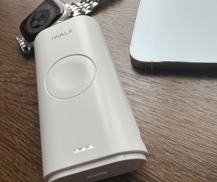 アップルウォッチ使いなら、これみて。iWALKのモバイルバッテリーが鬼